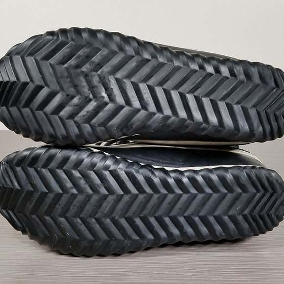 Sorel Caribou Slim Waterproof Boot, Black Leather & Rubber, Womens Size 7 / 38 - Picture 9 of 11